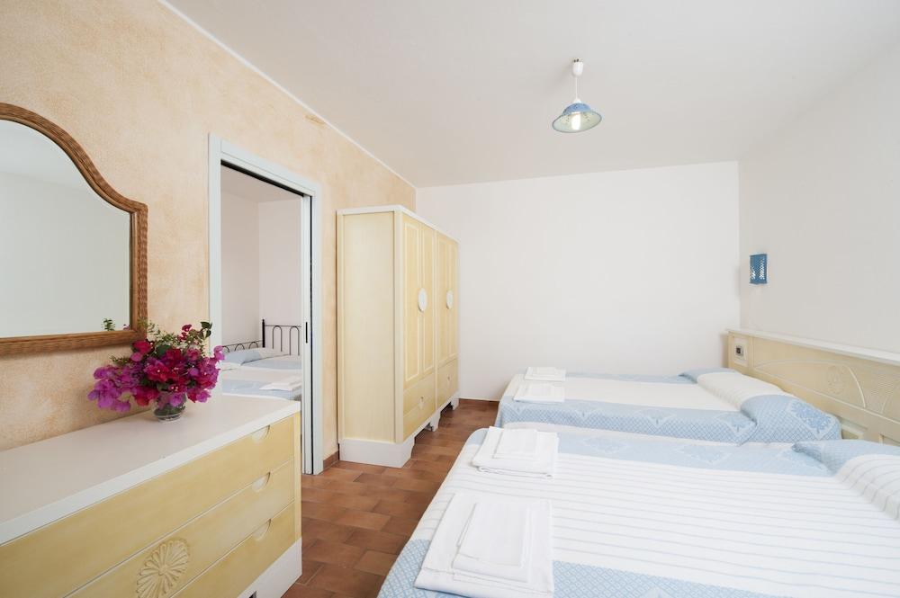 Residence S'Incantu Villasimius Eksteriør billede